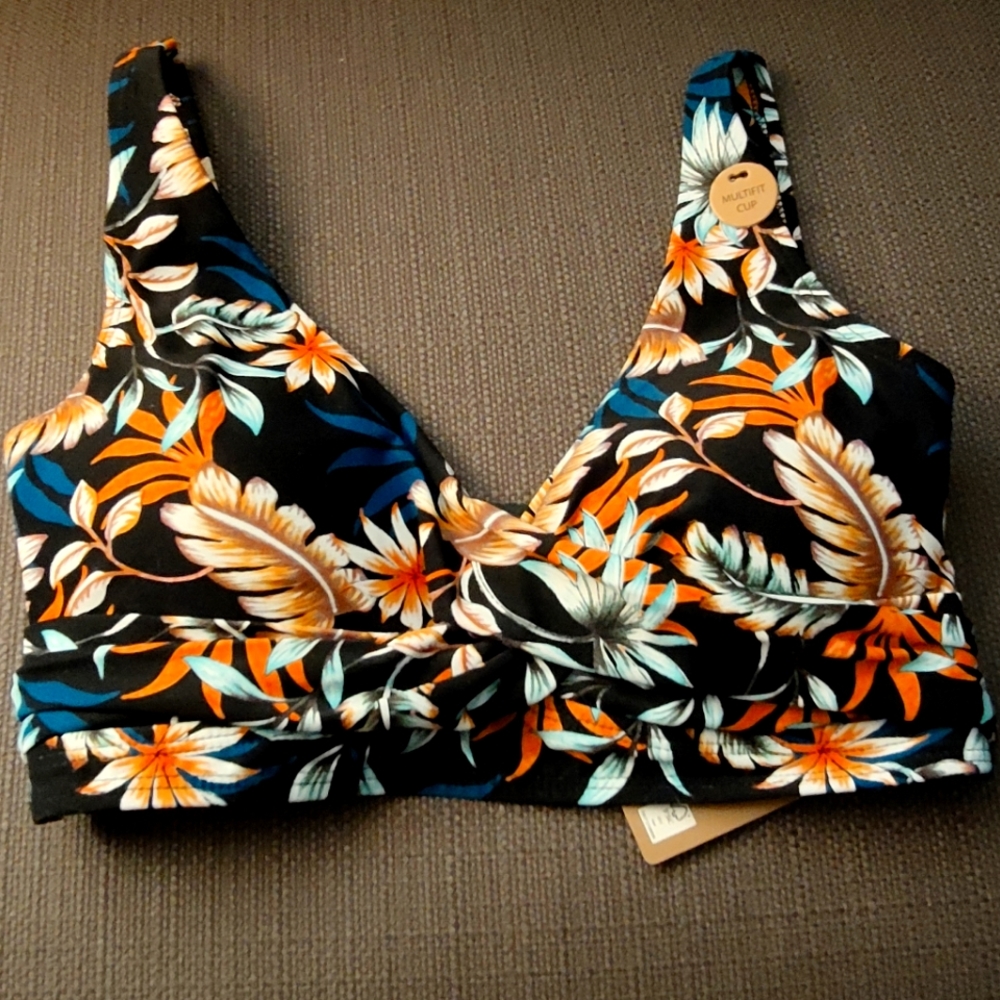 Bikinis top